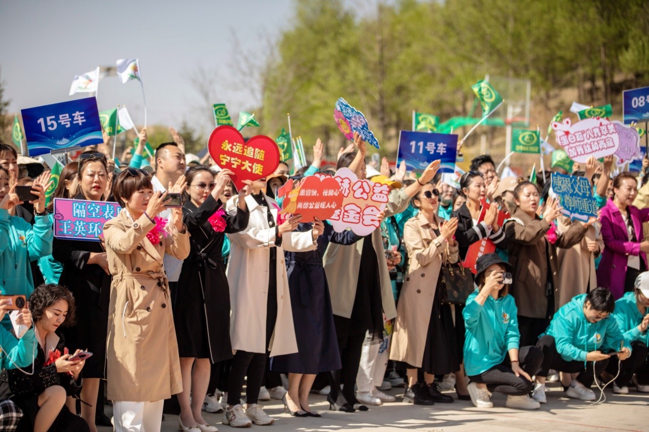 第232所  甘肃省定西市临洮县连湾乐竞（中国）王丽杰初级中学